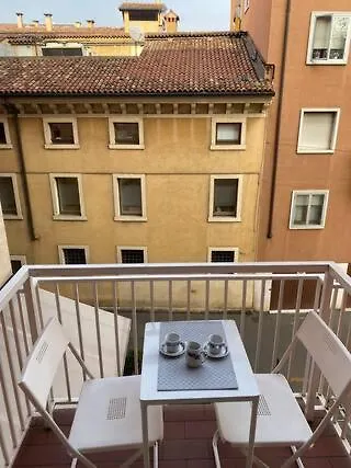 Gabriella'S Place Verona Apartment