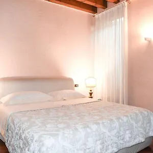 Dimora Noemi Apartment