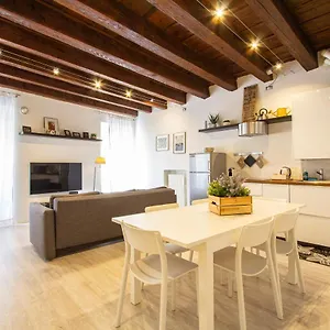 Madame Apartment