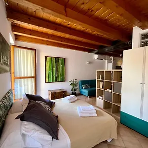Bright, Cozy In The Heart Of Apartment