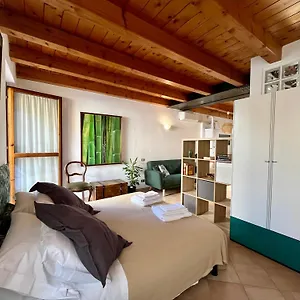 Bright, Cozy In The Heart Of Apartment