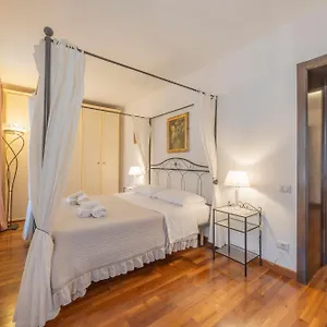 Santacecilia Apartment
