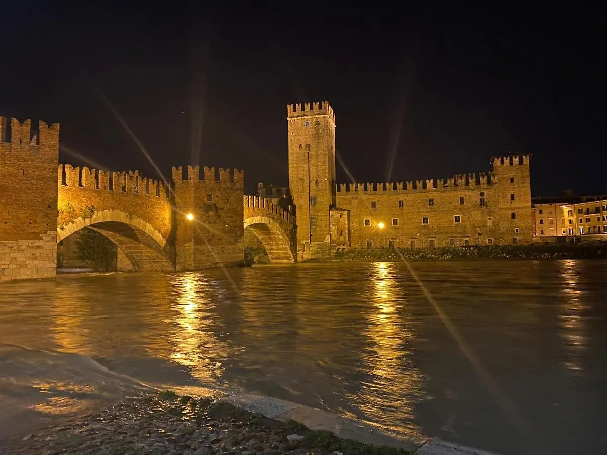 Apartment Gabriella'S Place Verona Italy